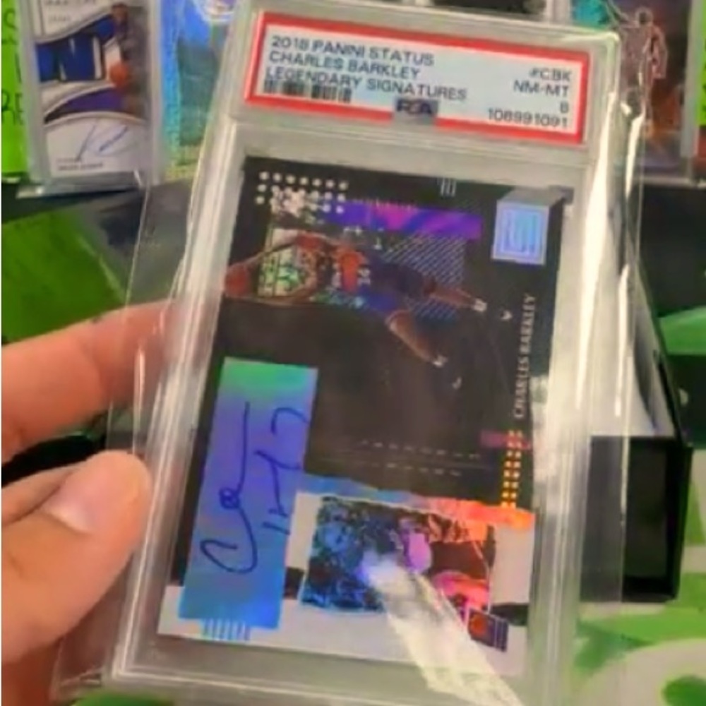 Panini Status Charles Barkley Signature Card - Black and Blue
